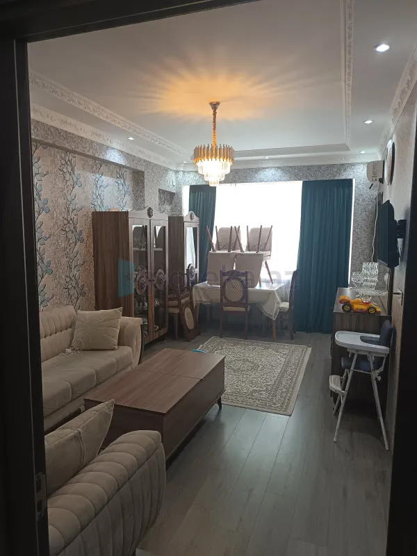 Satılır 2 otaqlı yeni tikili 60 m²
