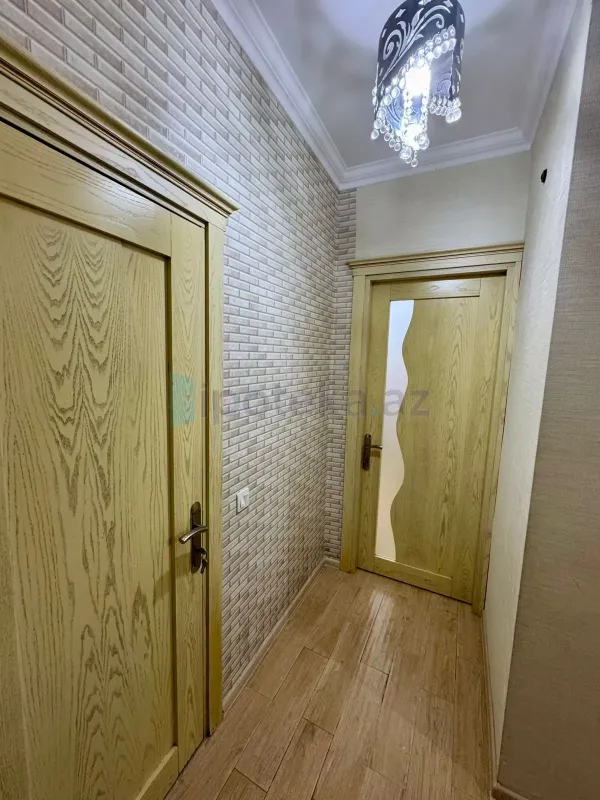 Satılır 2 otaqlı yeni tikili 70 m²