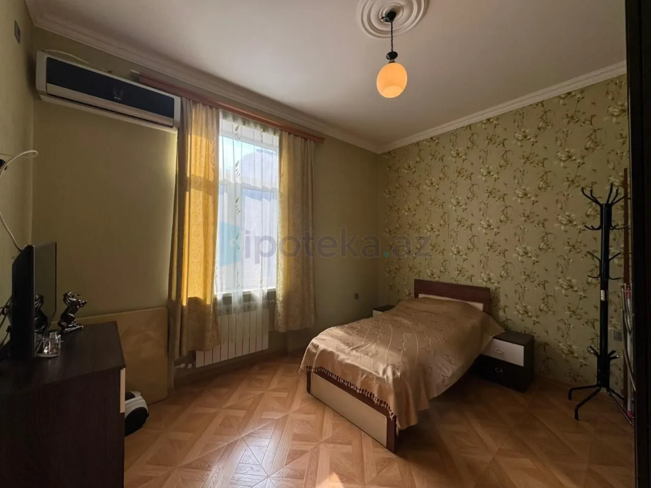 Satılır 3 otaqlı köhnə tikili 80 m²