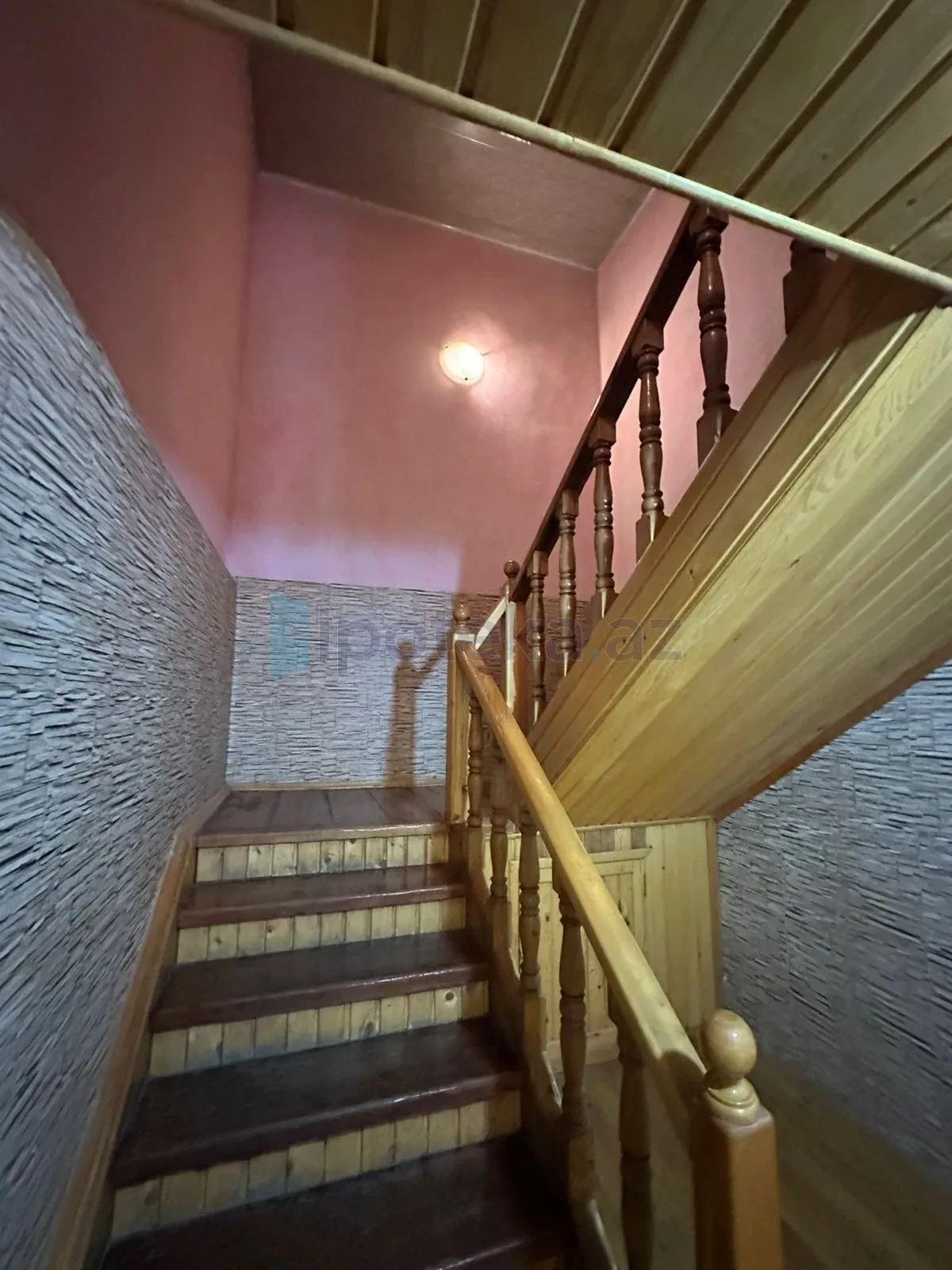 Satılır 7 otaqlı həyət evi 250 m²