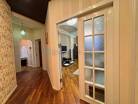 Satılır 3 otaqlı yeni tikili 85 m²