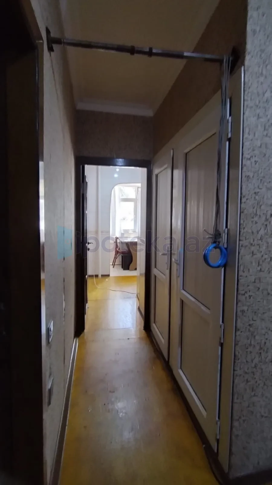 Satılır 3 otaqlı köhnə tikili 82 m²