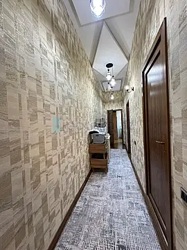 Satılır 2 otaqlı köhnə tikili 65 m²