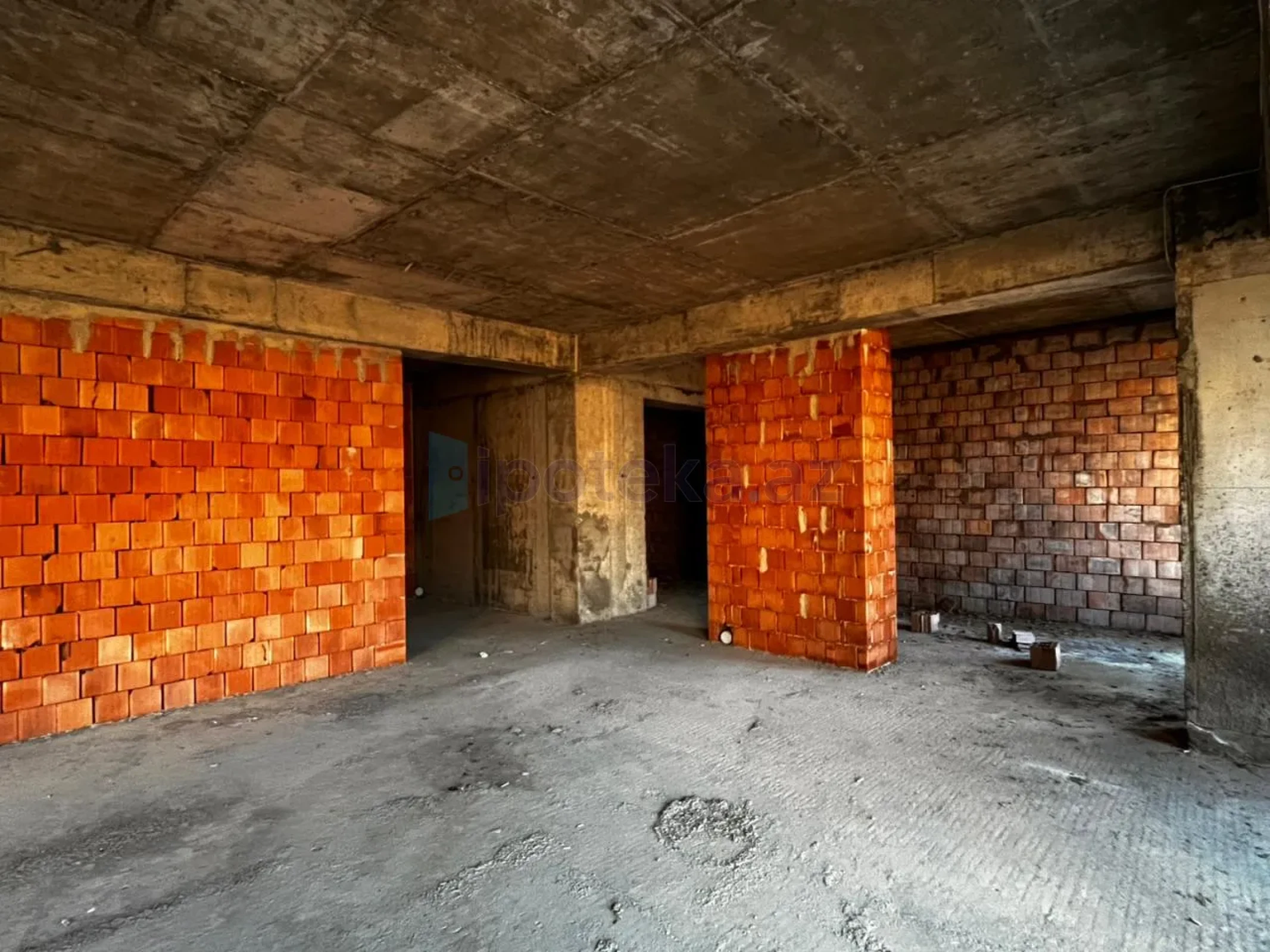 Satılır 2 otaqlı yeni tikili 120 m²