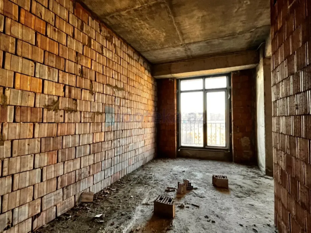 Satılır 2 otaqlı yeni tikili 120 m²