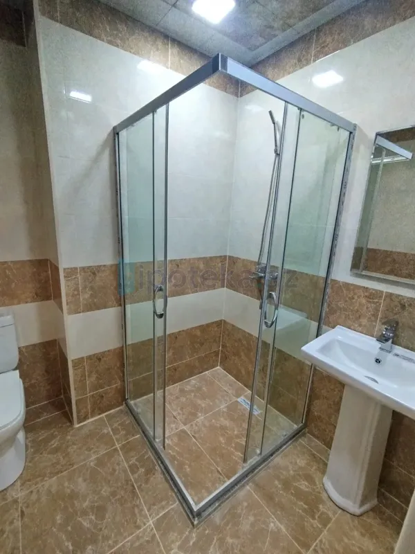 Satılır 2 otaqlı yeni tikili 60 m²