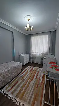 Satılır 3 otaqlı yeni tikili 85 m²