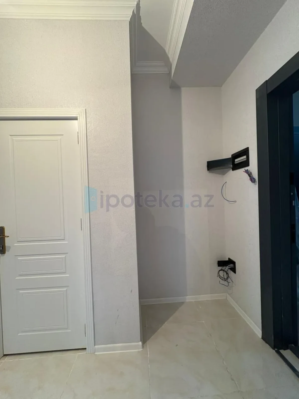 Satılır 3 otaqlı yeni tikili 90 m²