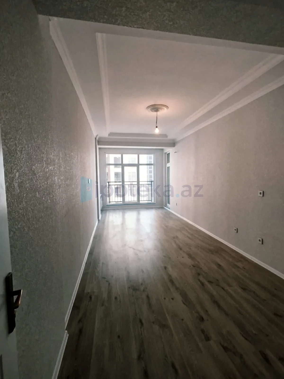 Satılır 2 otaqlı yeni tikili 77 m²