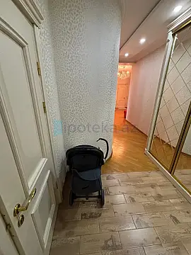 Satılır 3 otaqlı yeni tikili 100 m²