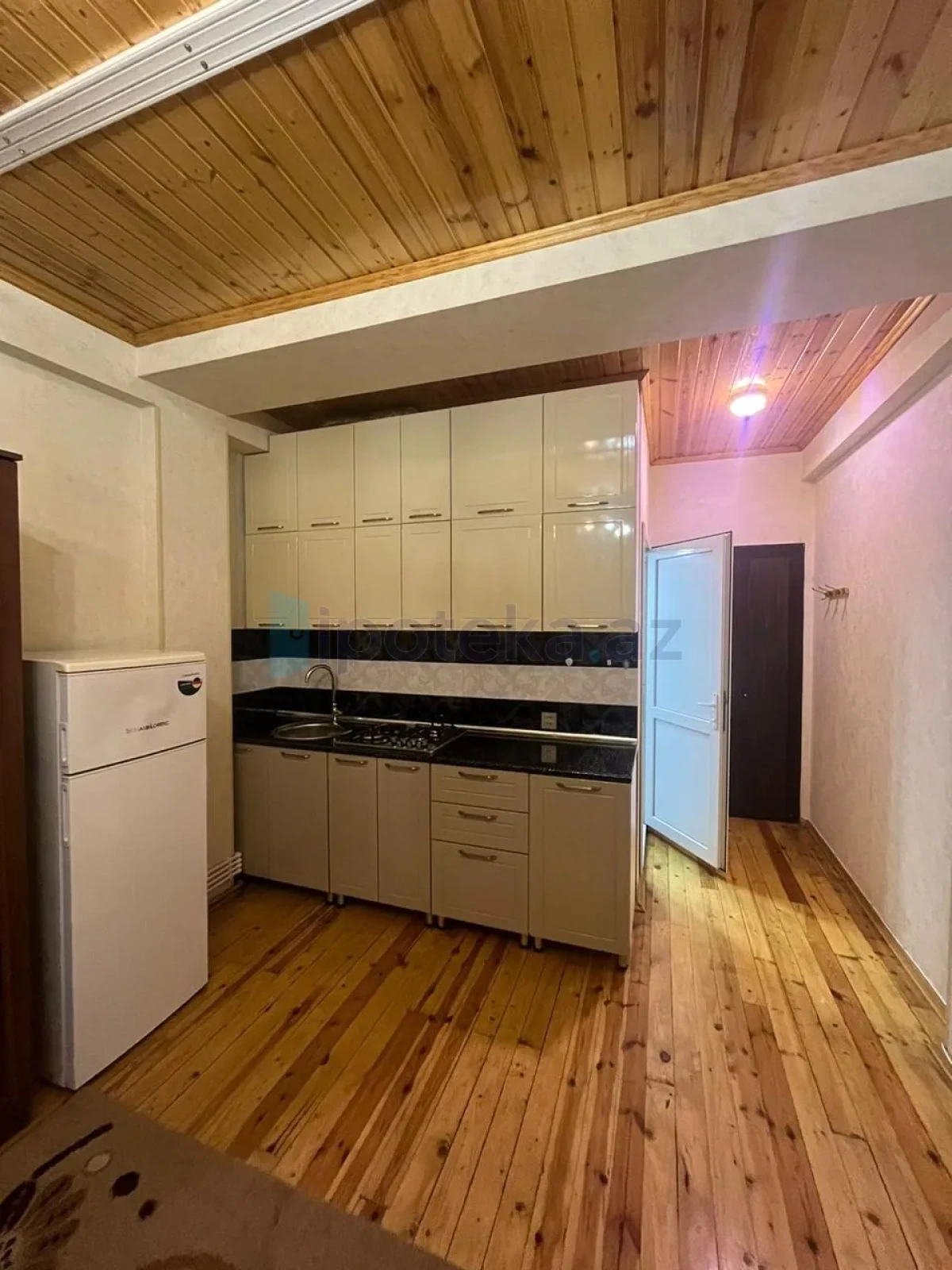 Satılır 1 otaqlı yeni tikili 31 m²