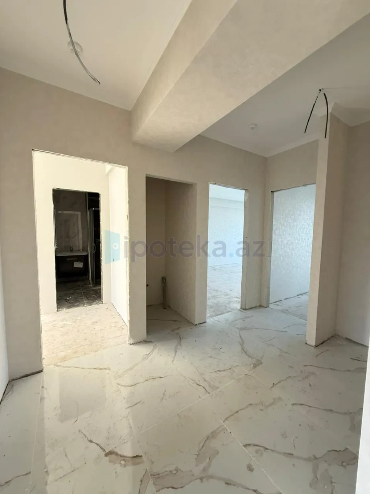 Satılır 4 otaqlı yeni tikili 120 m²
