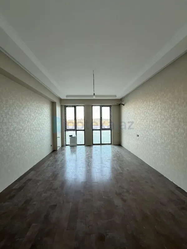 Satılır 4 otaqlı yeni tikili 120 m²