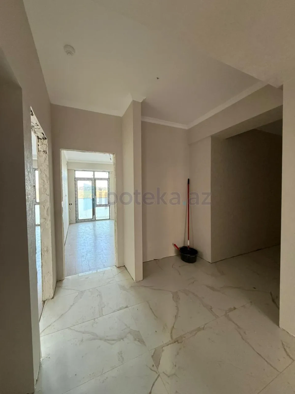 Satılır 4 otaqlı yeni tikili 120 m²