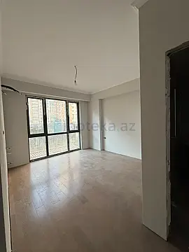 Satılır 4 otaqlı yeni tikili 120 m²