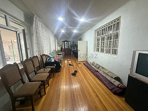 Satılır 4 otaqlı həyət evi 130 m²