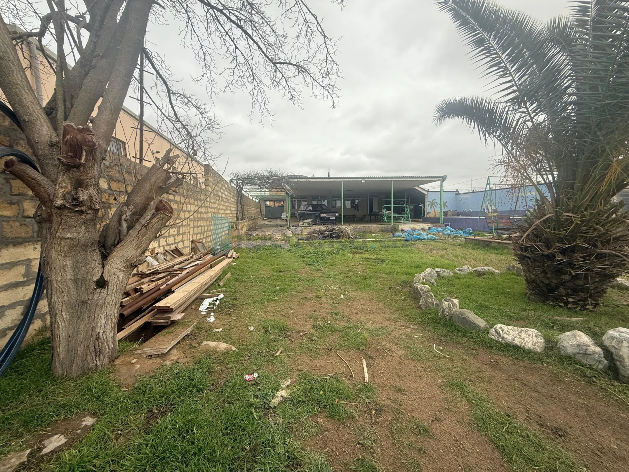 Satılır 4 otaqlı həyət evi 130 m²