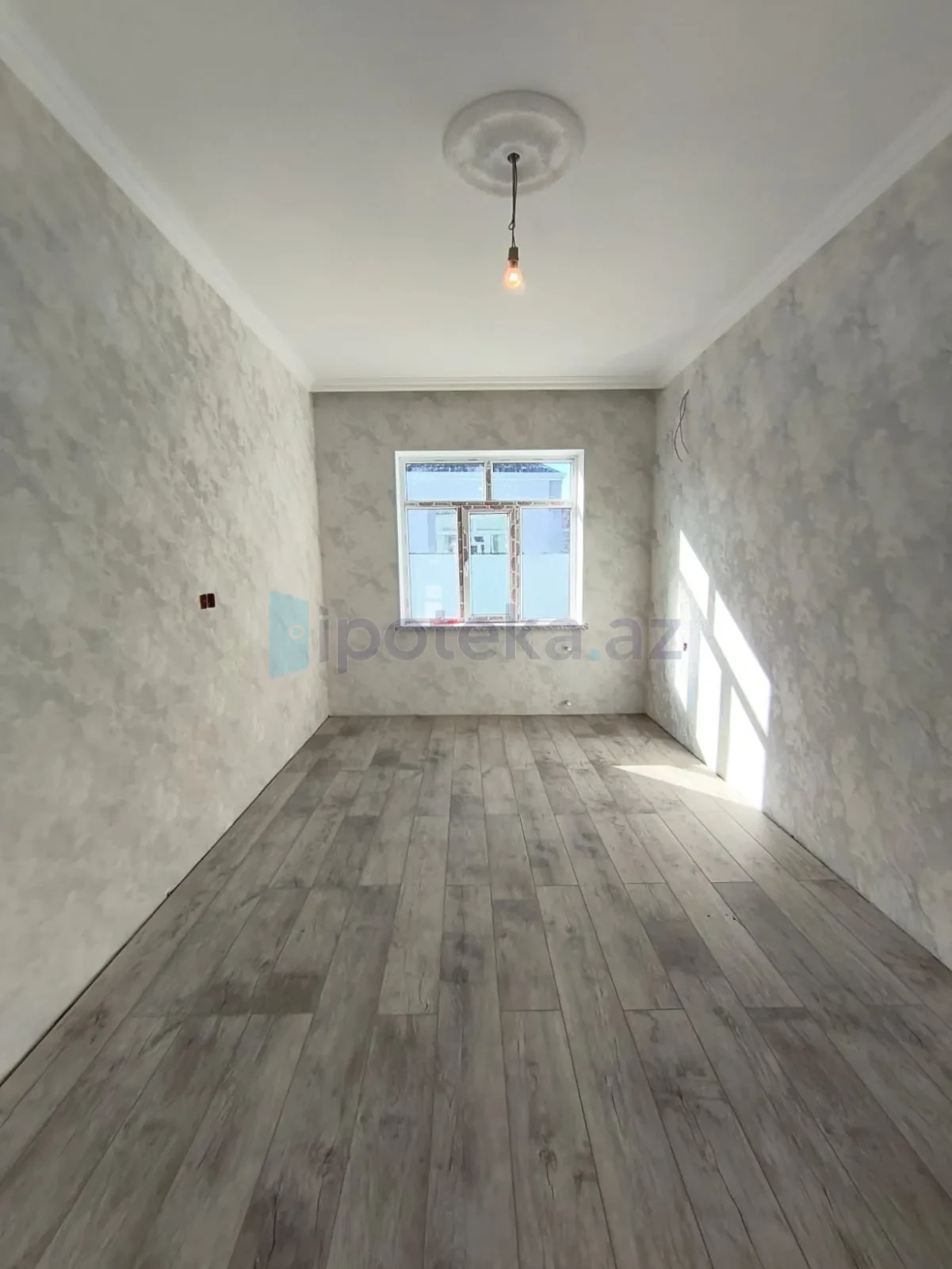Satılır 2 otaqlı həyət evi 80 m²