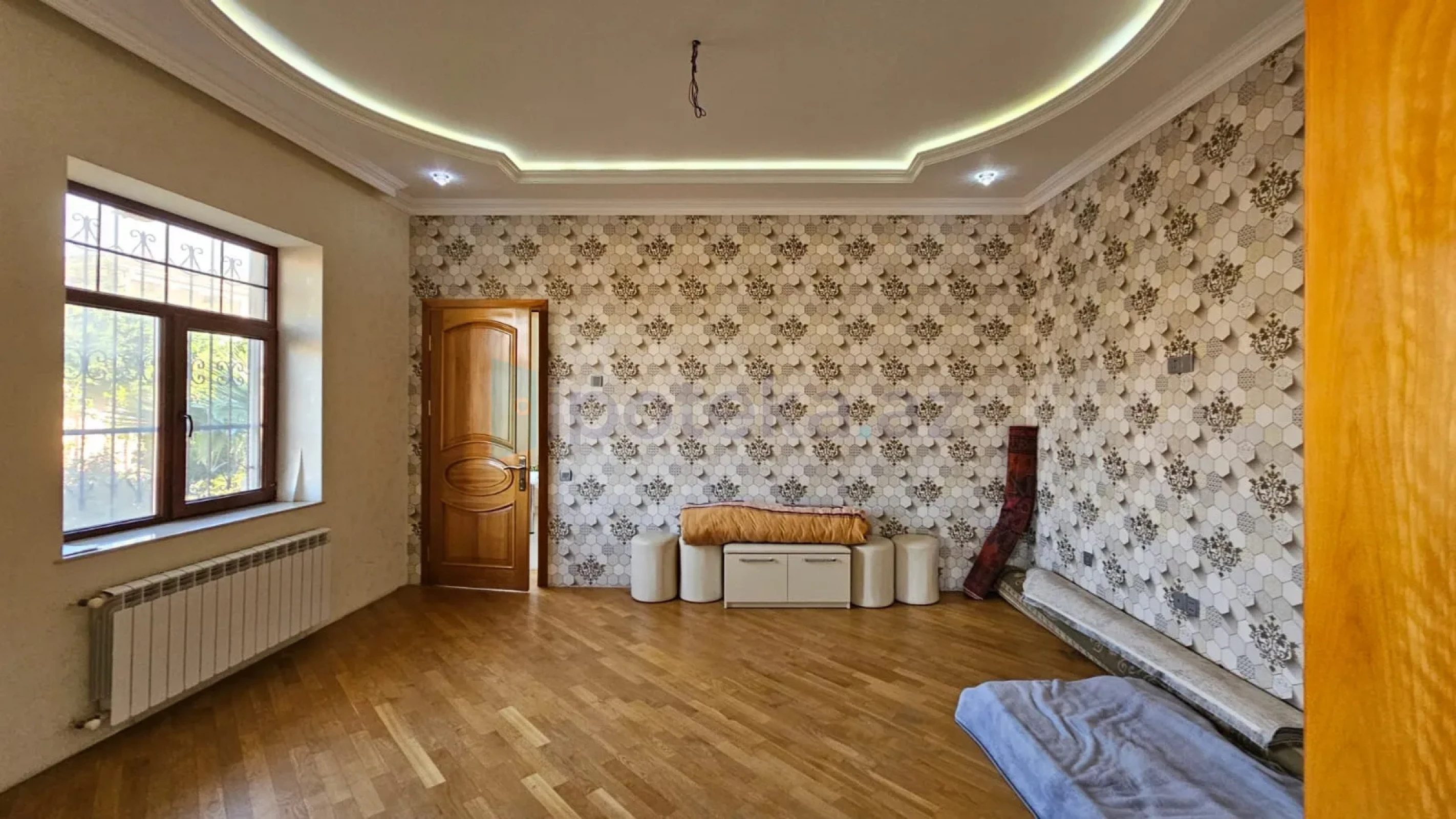 Satılır 6 otaqlı həyət evi 450 m²