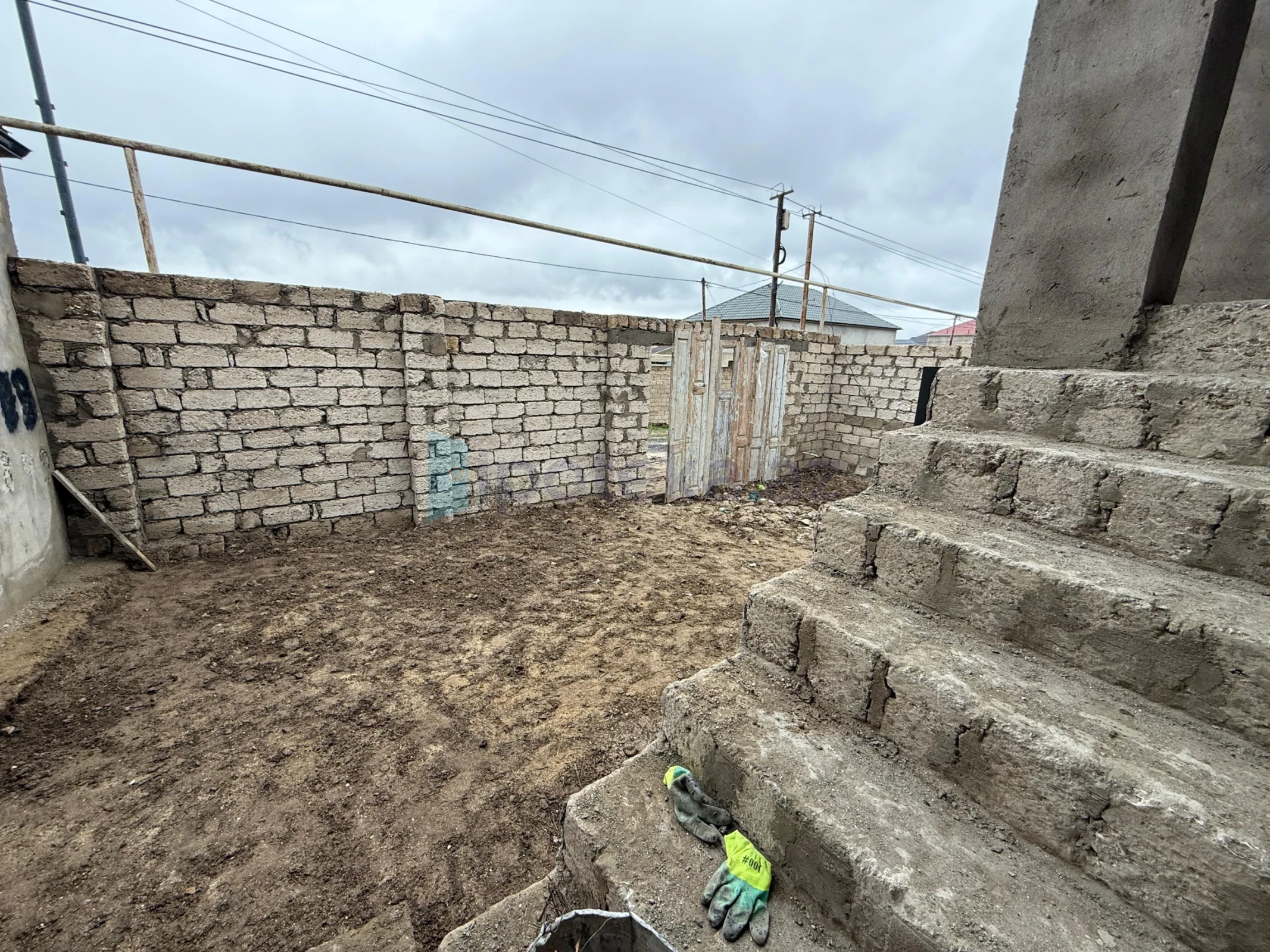 Satılır 3 otaqlı həyət evi 90 m²