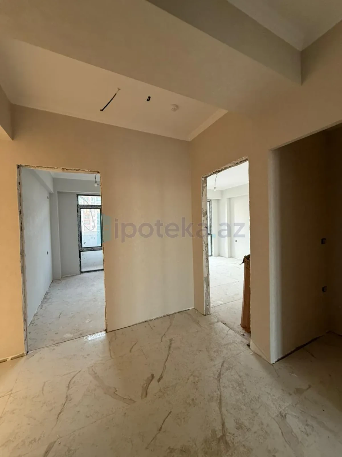 Satılır 4 otaqlı yeni tikili 120 m²