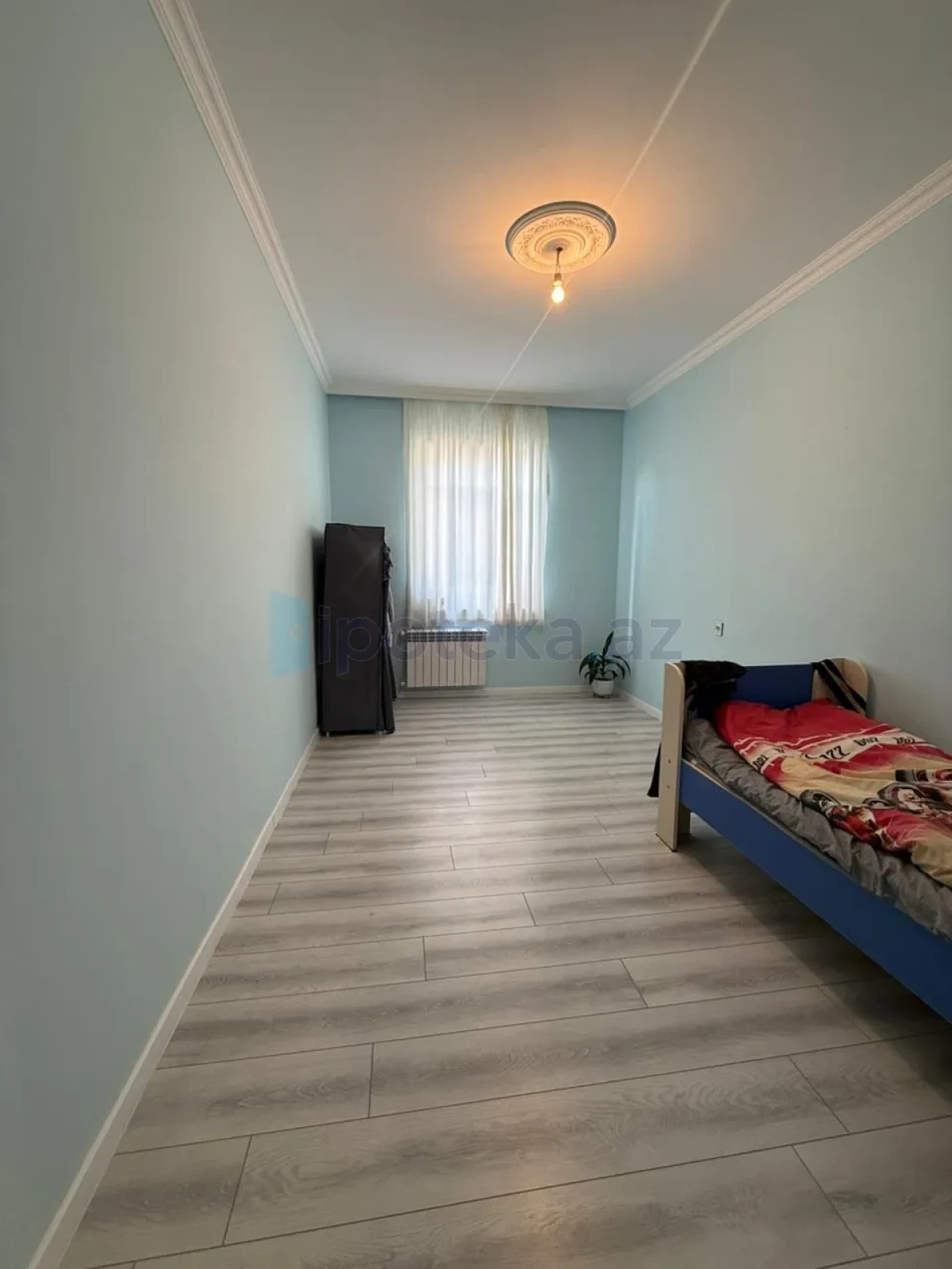Satılır 6 otaqlı həyət evi 200 m²