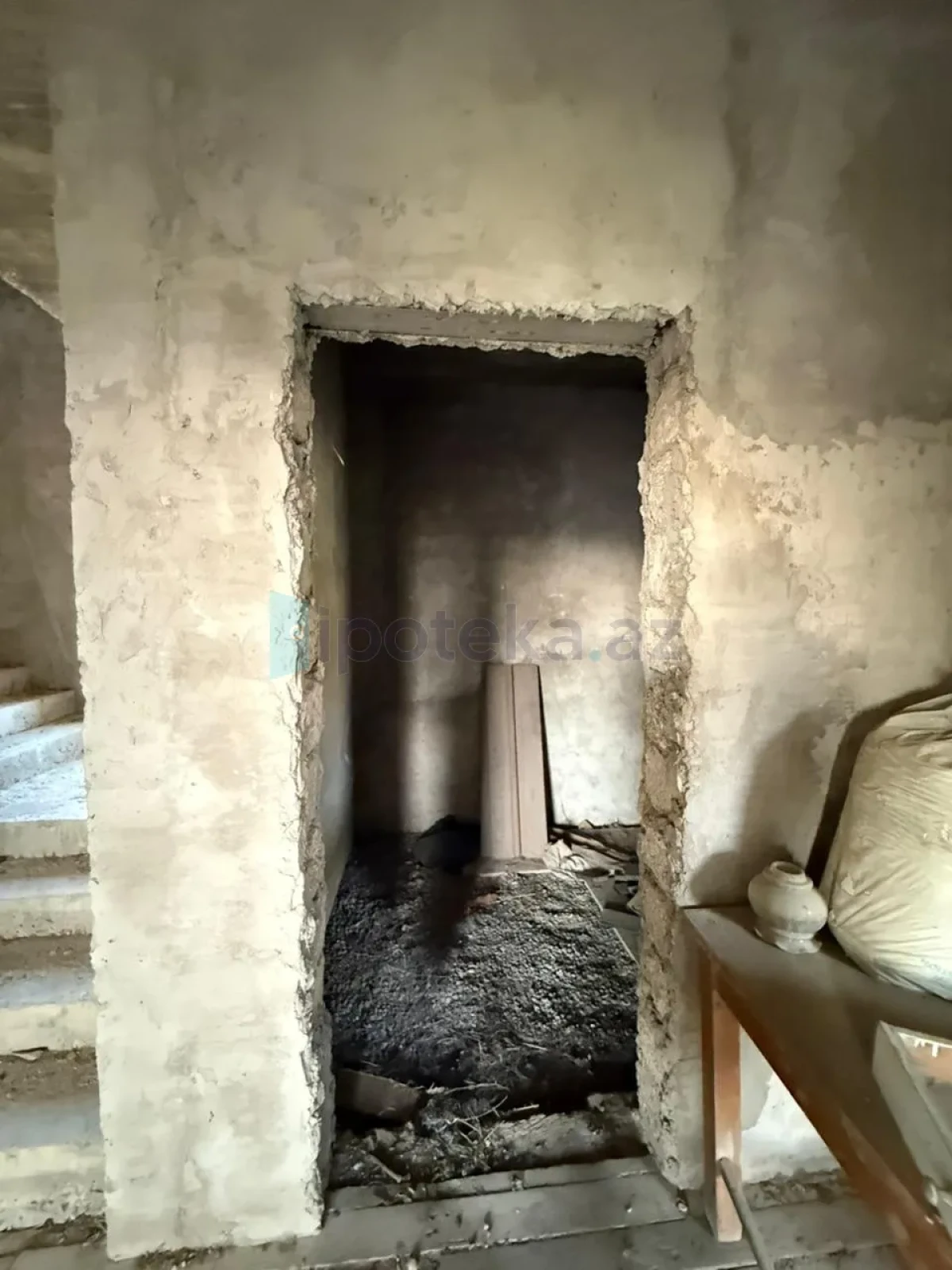 Satılır 8 otaqlı həyət evi 340 m²