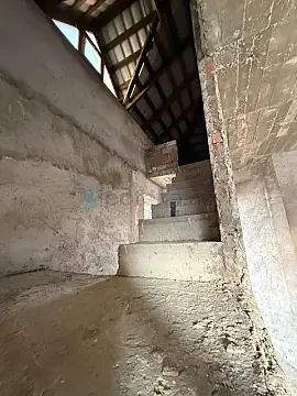 Satılır 8 otaqlı həyət evi 340 m²