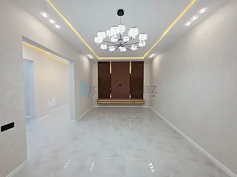 Satılır 4 otaqlı mənzil 180 m²