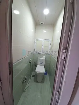 Satılır 2 otaqlı köhnə tikili 53 m²