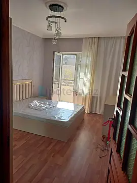 Satılır 2 otaqlı köhnə tikili 53 m²