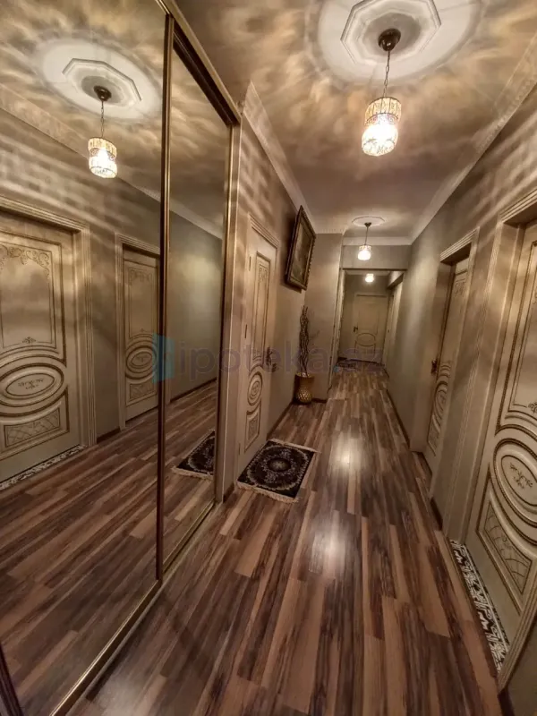 Satılır 4 otaqlı yeni tikili 110 m²