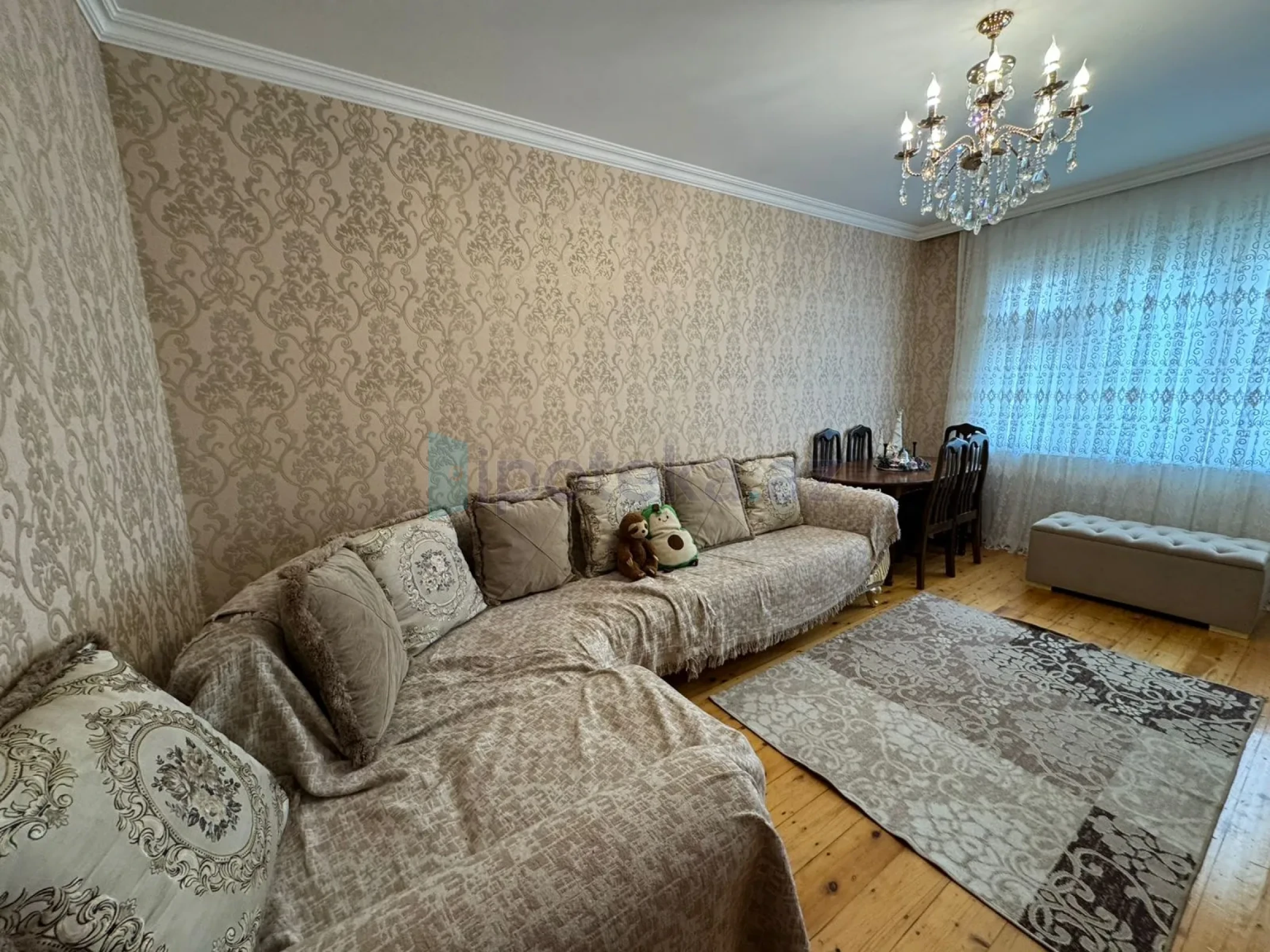 Satılır 2 otaqlı köhnə tikili 50 m²