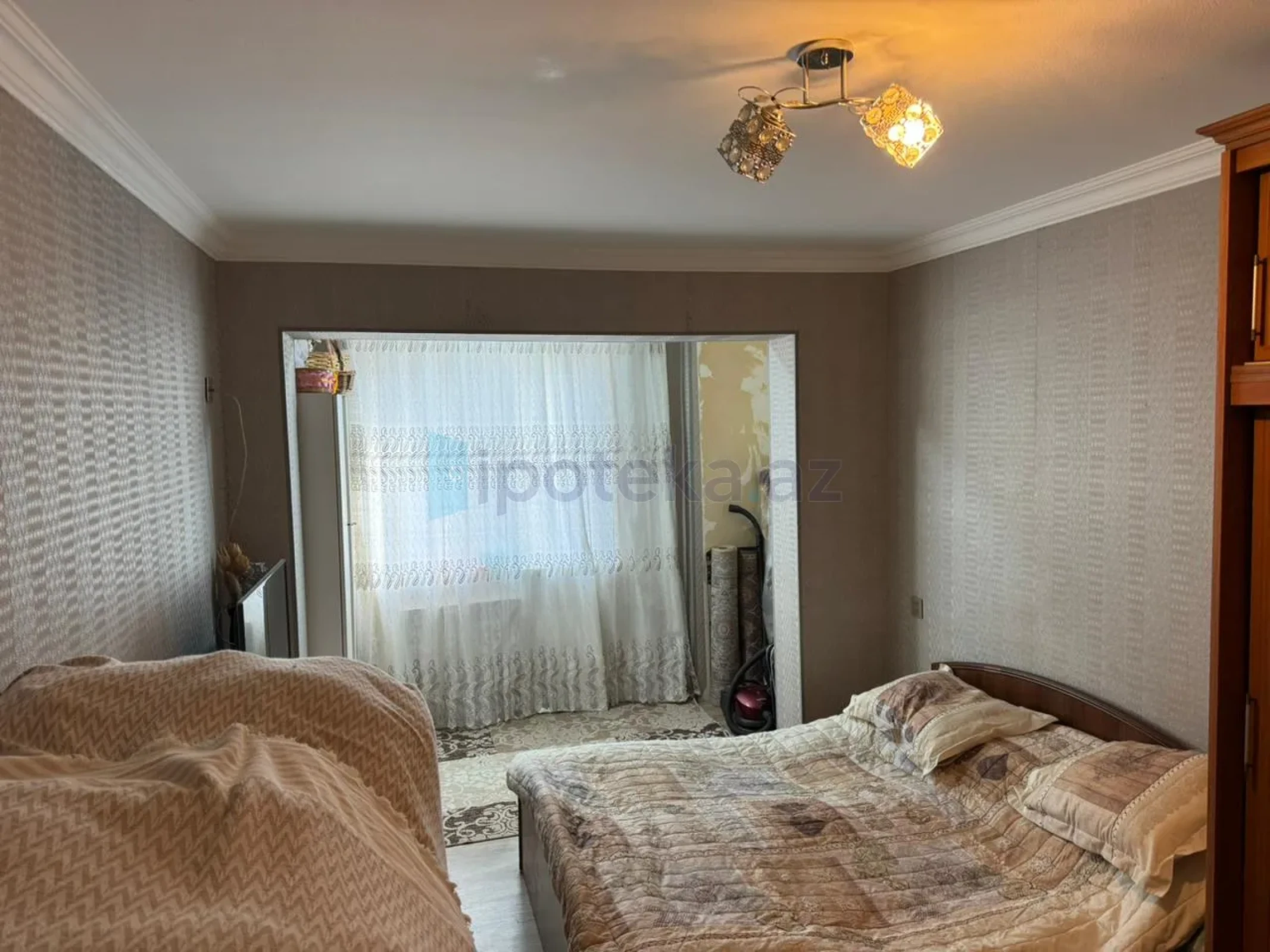 Satılır 2 otaqlı köhnə tikili 50 m²