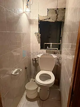 Satılır 2 otaqlı köhnə tikili 50 m²