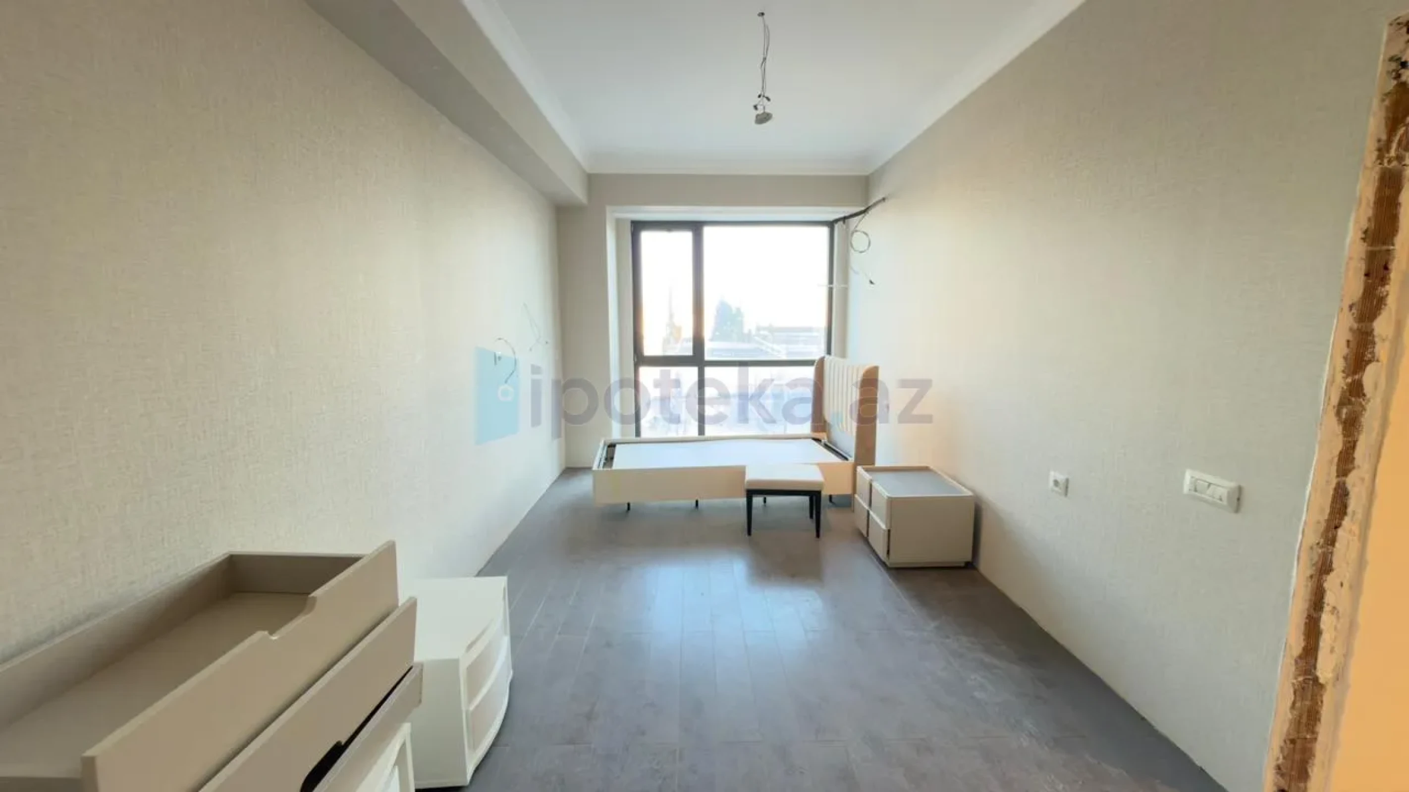 Satılır 4 otaqlı yeni tikili 157 m²