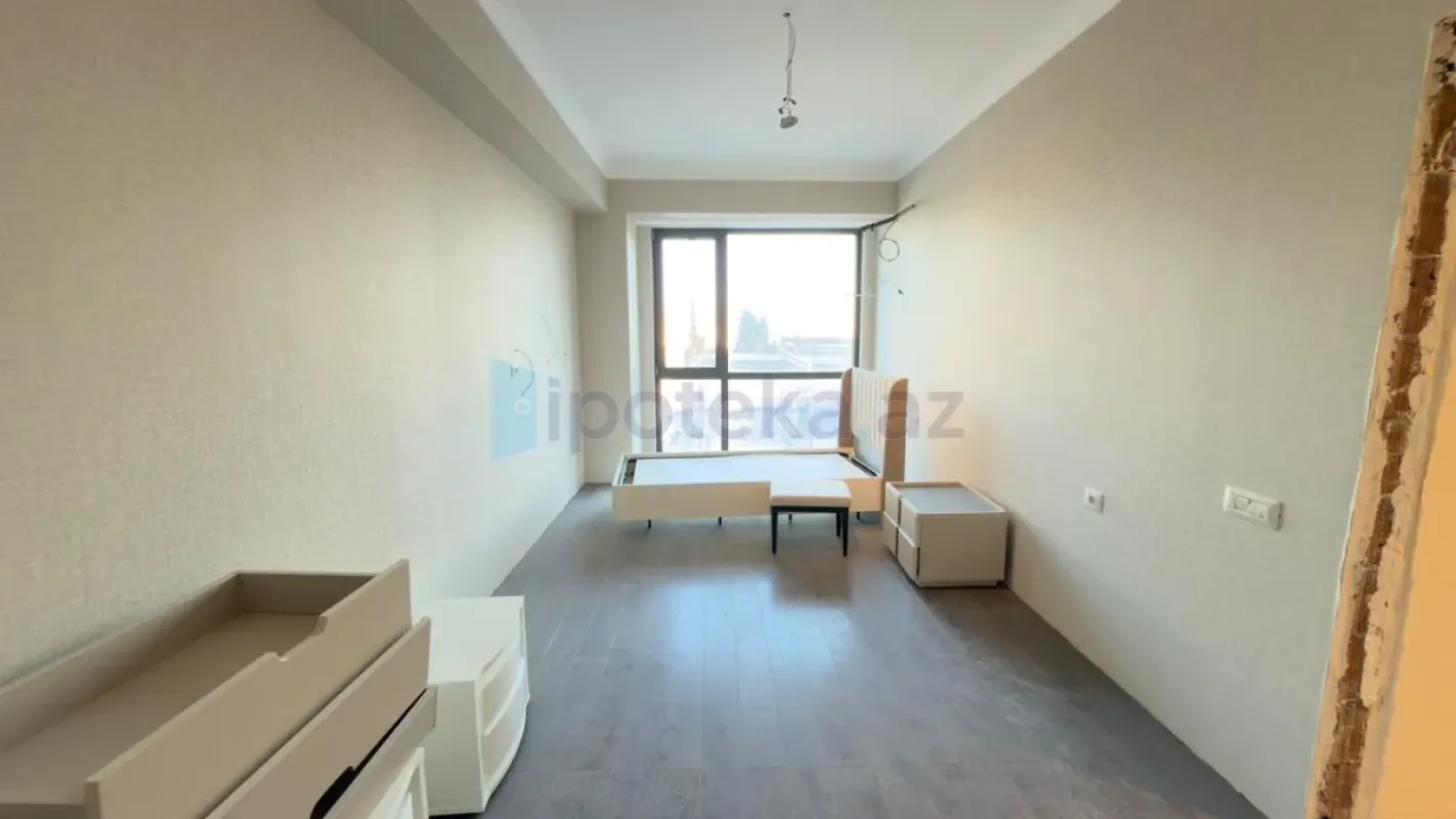 Satılır 4 otaqlı yeni tikili 157 m²