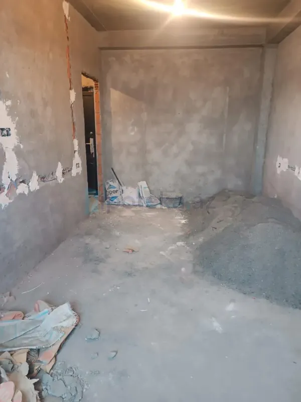 Satılır 2 otaqlı yeni tikili 64 m²