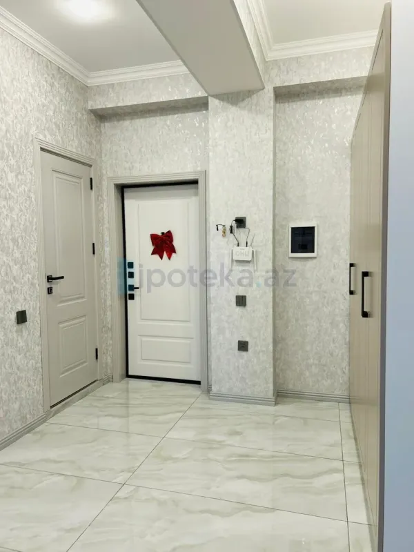 Satılır 3 otaqlı yeni tikili 108 m²