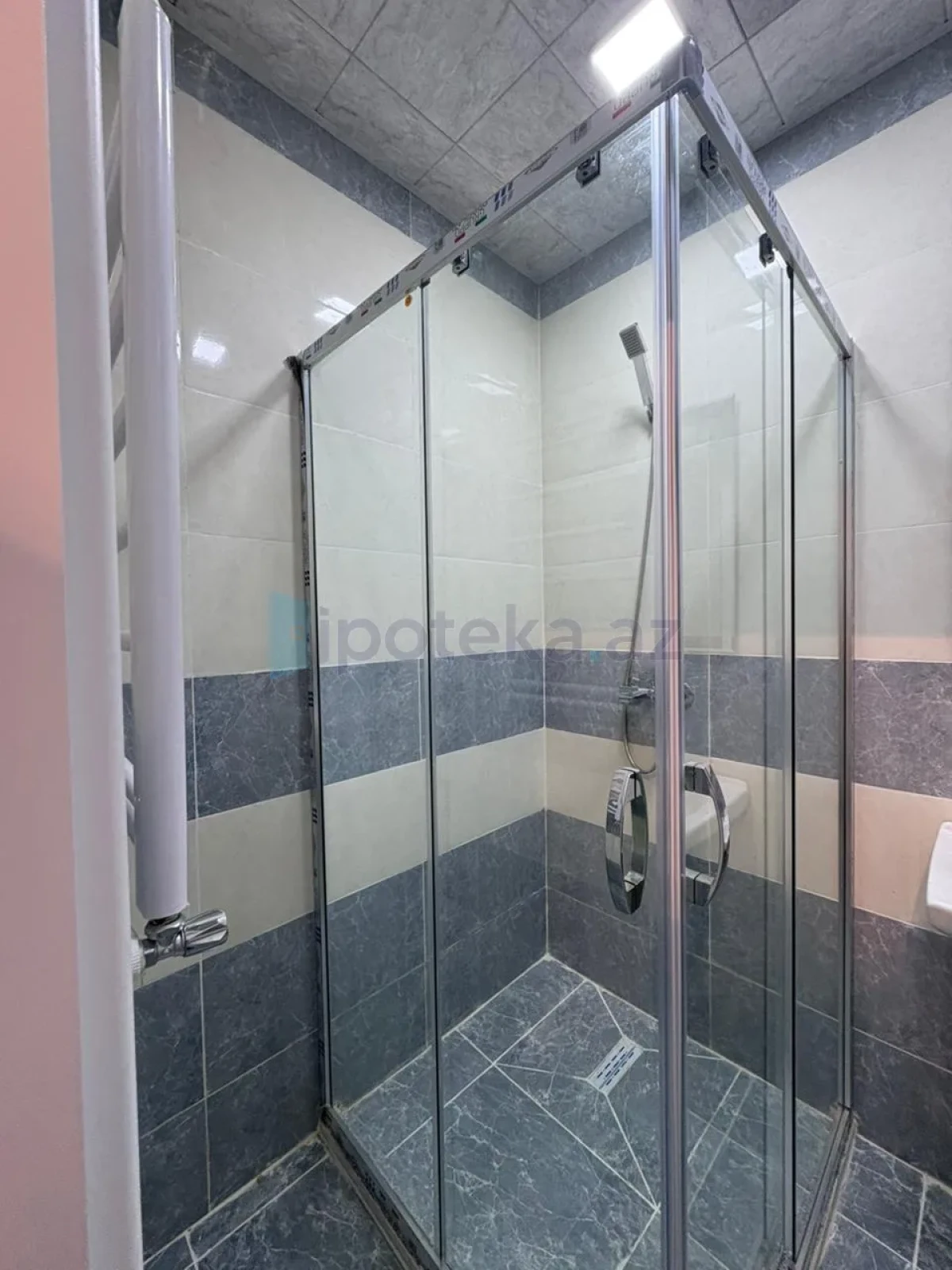 Satılır 3 otaqlı yeni tikili 90 m²