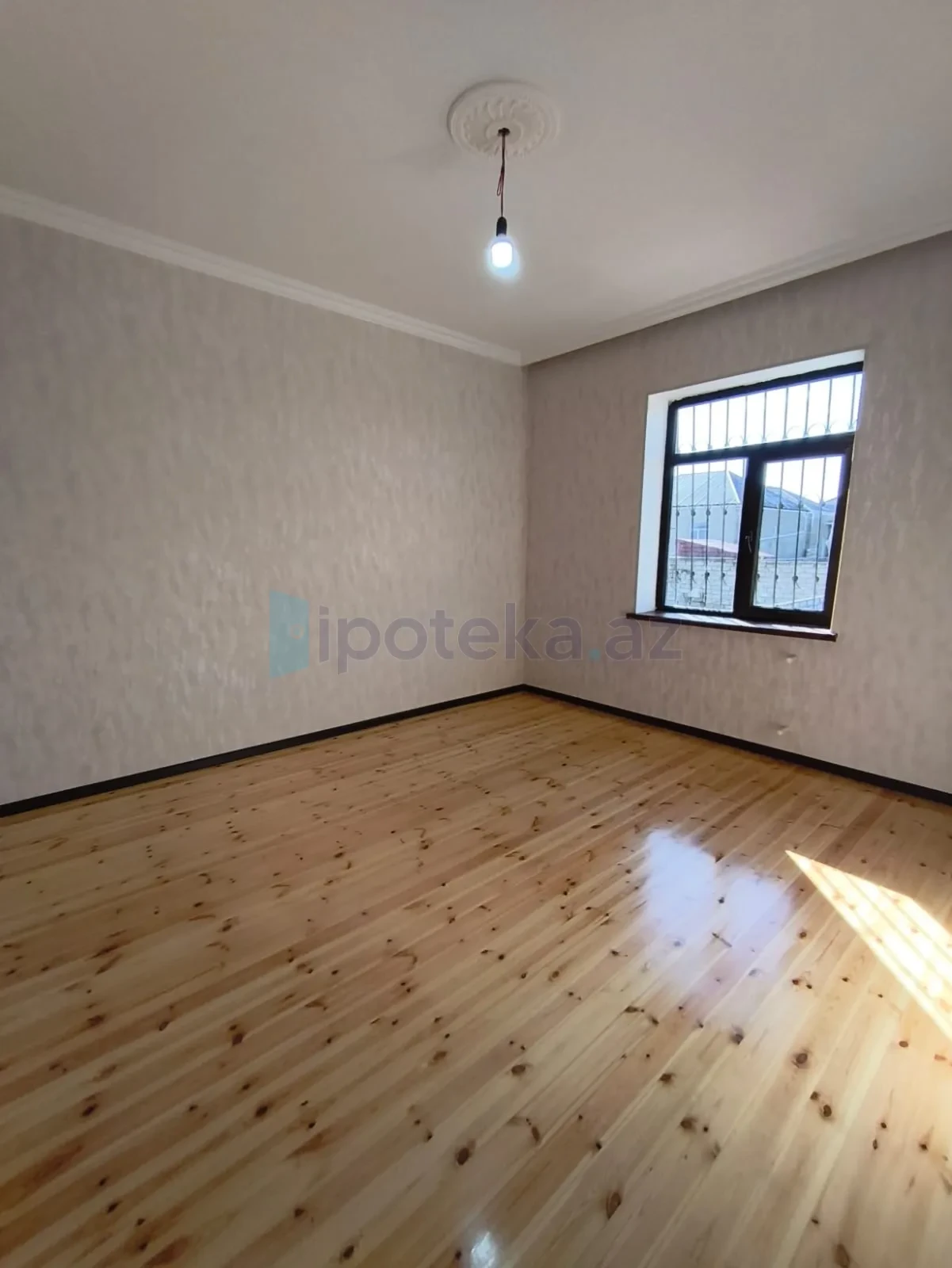 Satılır 3 otaqlı həyət evi 100 m²