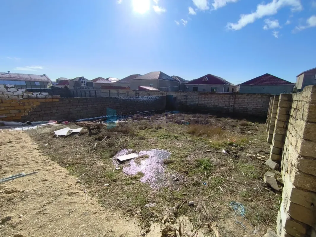 Satılır 3 otaqlı həyət evi 100 m²