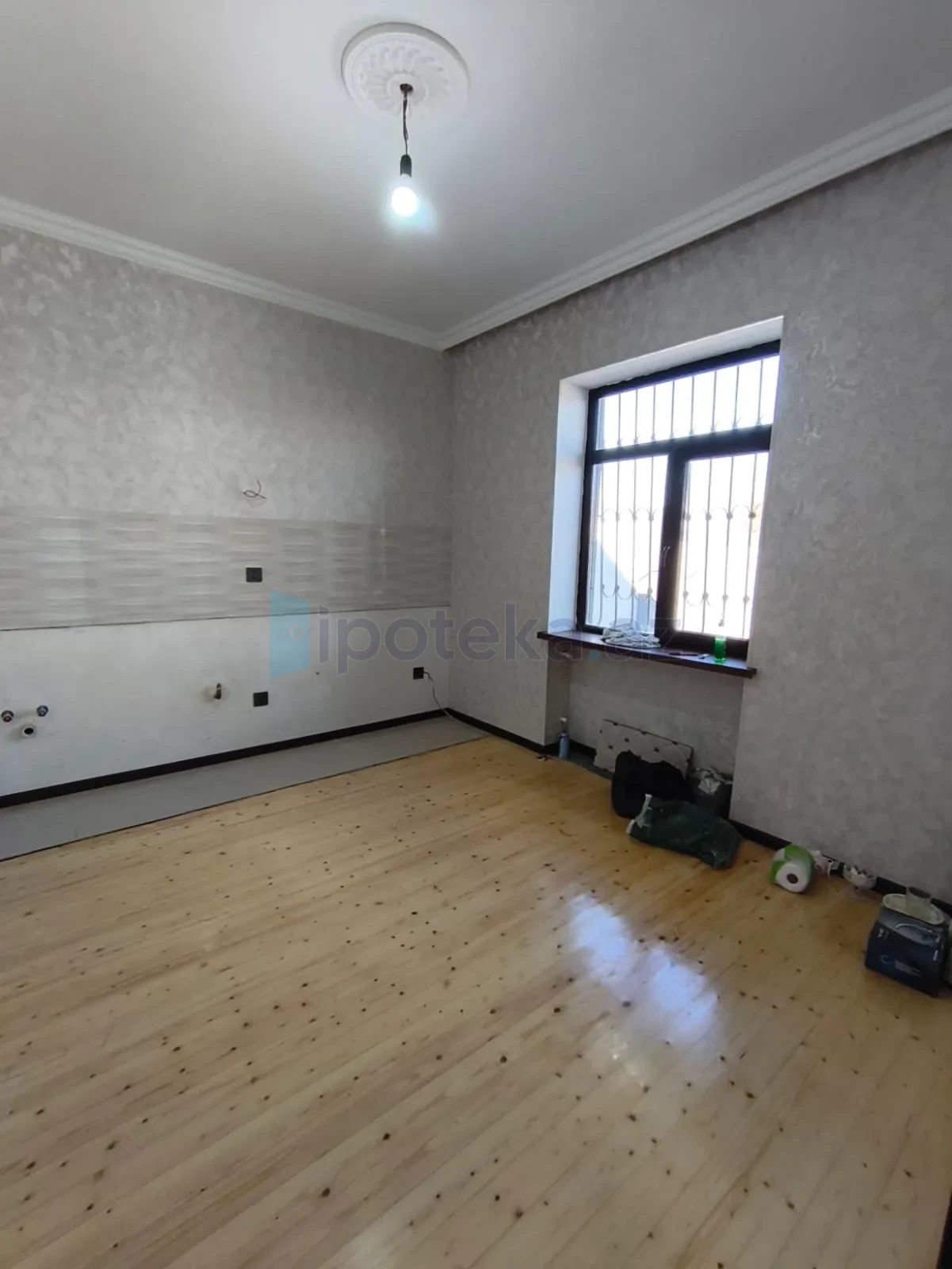 Satılır 3 otaqlı həyət evi 100 m²