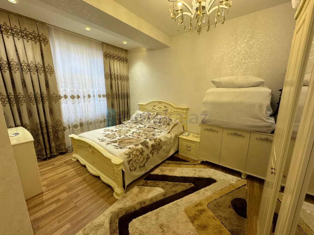 Satılır 3 otaqlı yeni tikili 137 m²