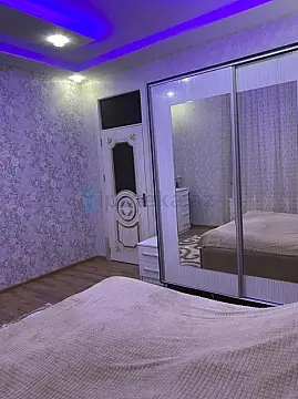 Satılır 8 otaqlı həyət evi 850 m²