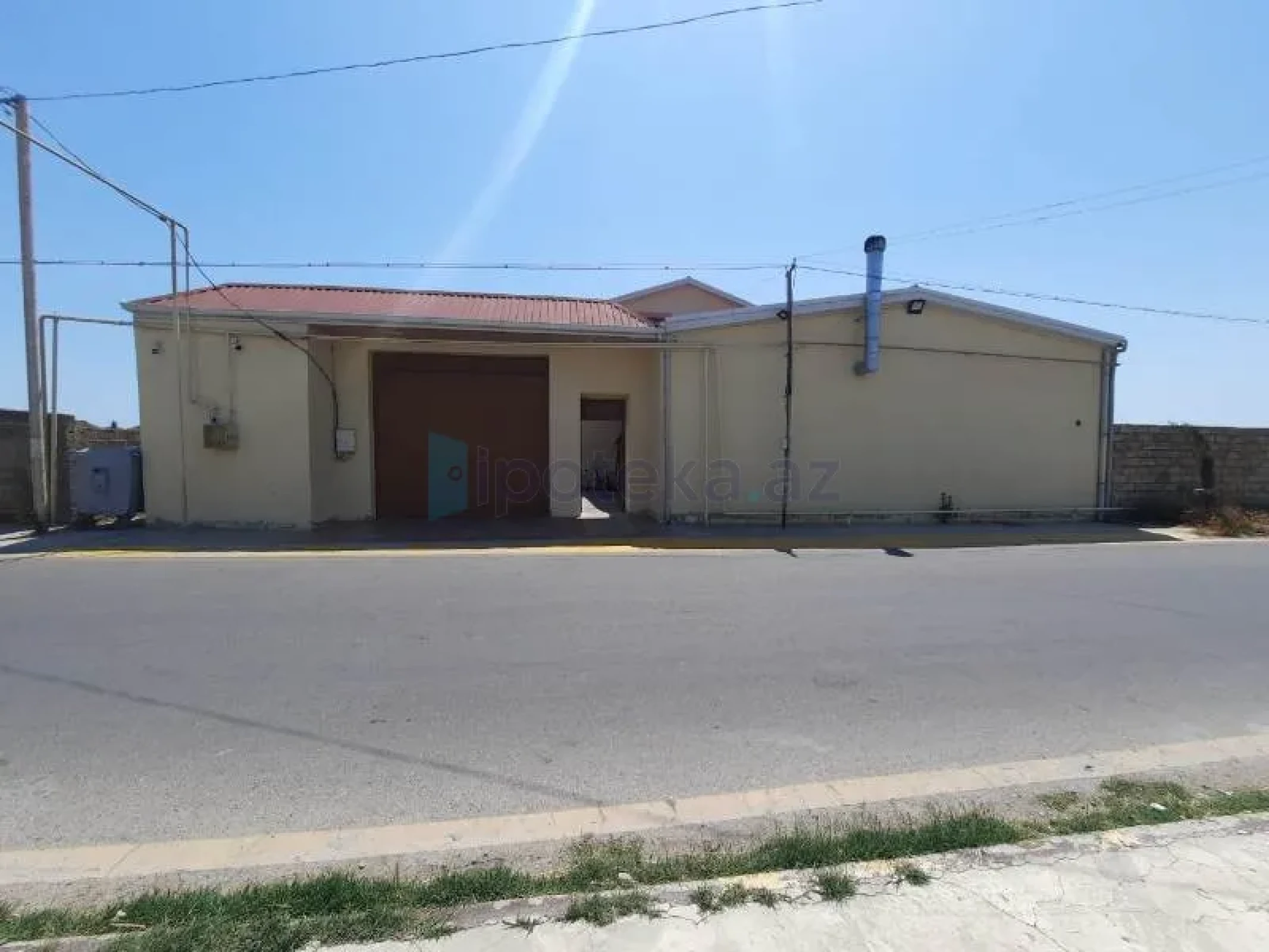 Satılır 8 otaqlı həyət evi 850 m²