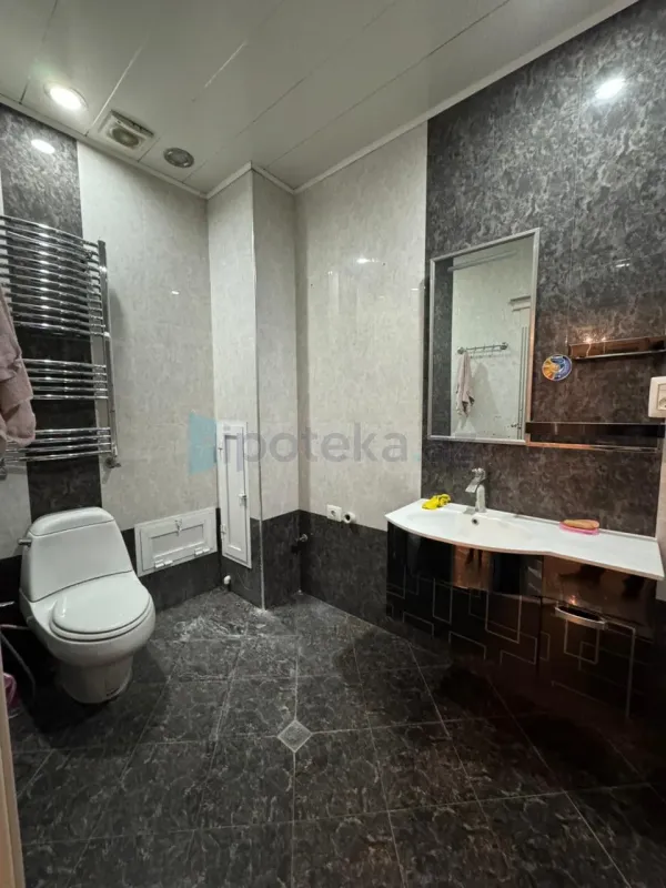 Satılır 3 otaqlı yeni tikili 153 m²