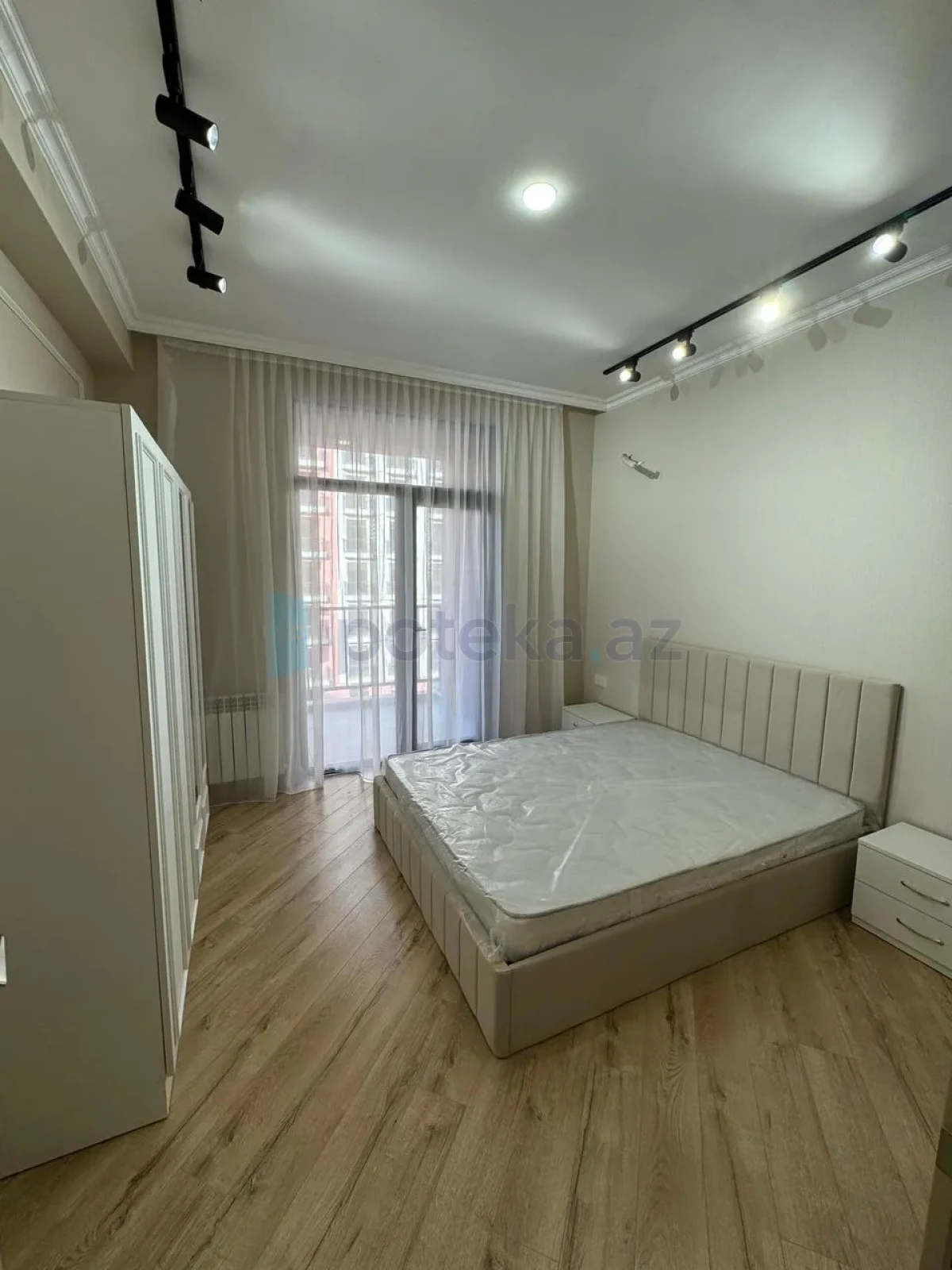 Satılır 2 otaqlı yeni tikili 61 m²