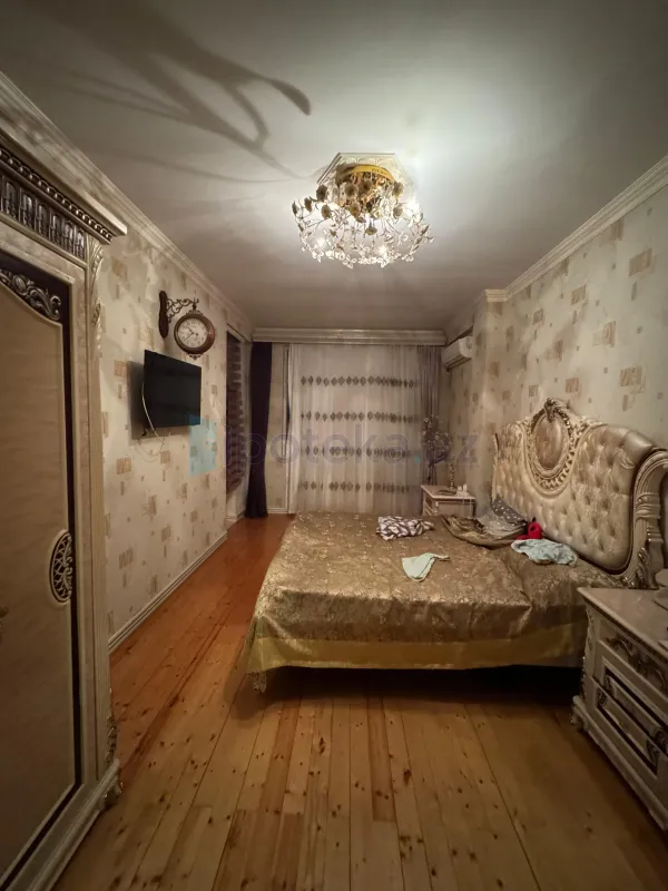 Satılır 3 otaqlı yeni tikili 165 m²