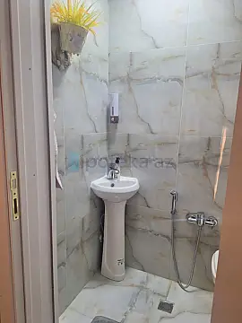 Satılır 3 otaqlı köhnə tikili 120 m²